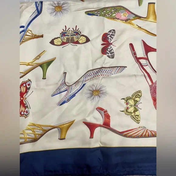 SALVATORE FERRAGAMO Silk Scarf - Ladies Pump Prints - Picture 6 of 10